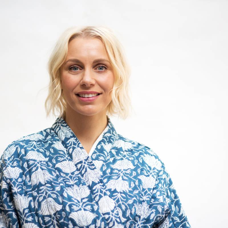 Blau & Weiß Luxus Gesteppte Robe/Hand Block Print Winter Kimono Morgenmantel Warme Loungewear Blau & Weiß Luxus Gesteppte Robe/Hand Block Print Winter Kimono Morgenmantel Warme Loungewear von HappyCabbageLondon