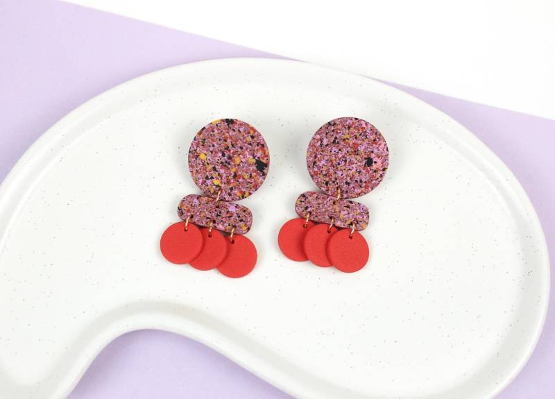 Polymer Clay Ohrringe, Handgemachte Bunte Statement Ohrringe Aus Ton/Fimo, Hängeohrringe Mit Edelstahl Stecker von HappyClayWorld