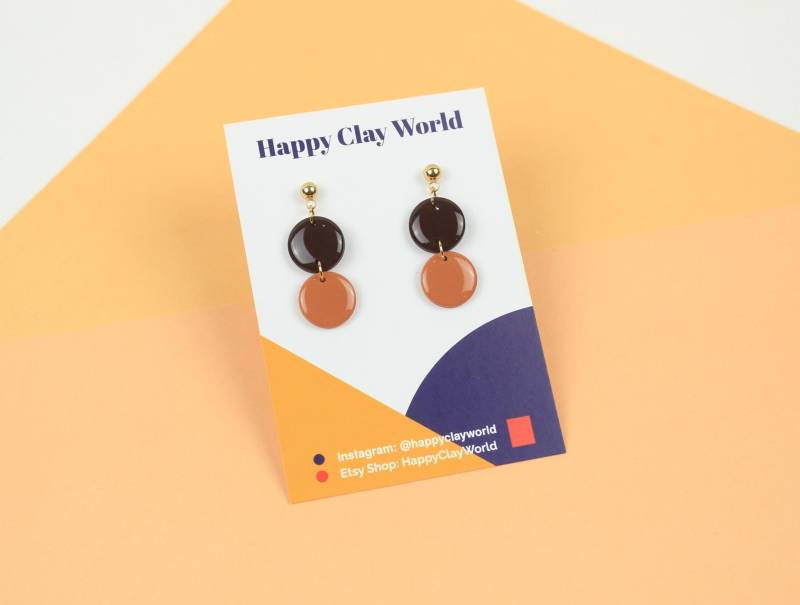 Polymer Clay Ohrringe, Handgemachte Fimo Kreis Hängeohrringe, Dunkelbraun/Aubergine-Braun Ohrringe Mit Edelstahl Kugelstecker von HappyClayWorld