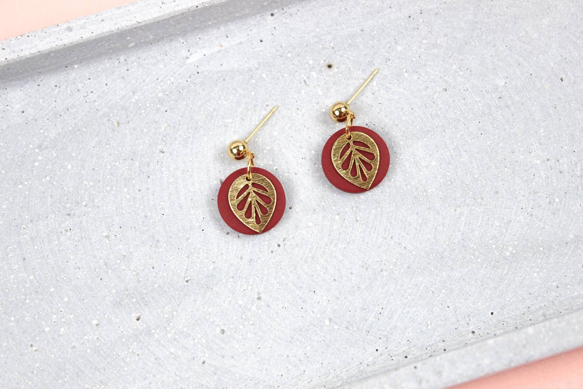 Polymer Clay Ohrringe, Kreis Ohrringe Mit Messing Blätter, Handmade Aus Clay, Edelstahl Und von HappyClayWorld