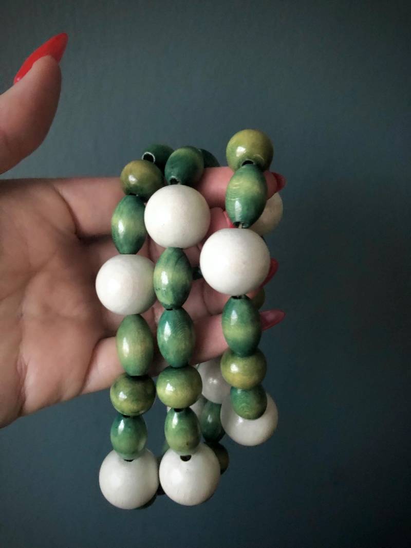 Boho Vintage Holzperlenkette/Schmuck 1970Er Jahre Blattgrüne Und Weiße Perlen Retro Halskette Boho Vintage Holzperlenkette/Schmuck 1970Er Jahre Blattgrüne Und Weiße Perlen Retro Halskette von HappyForestVintage