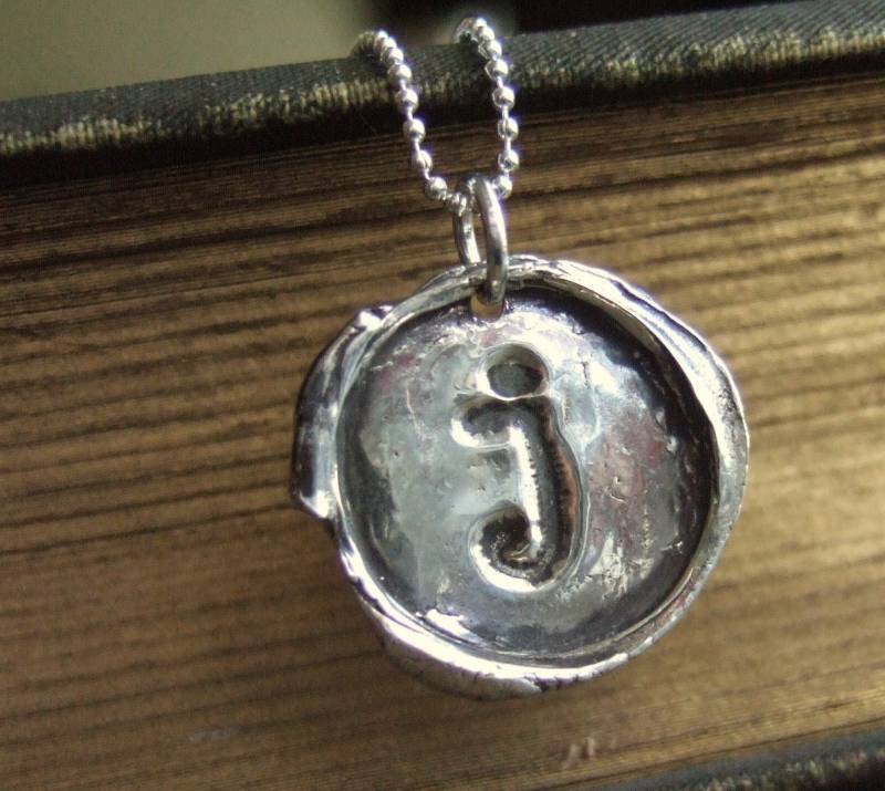 Teenager Geschenk Schmuck, Sterling Silber Wachs Siegel Gestempelt Buchstabe Anhänger Mit Halskette, Benutzerdefinierte Monogramm Teen von HappyGoLicky