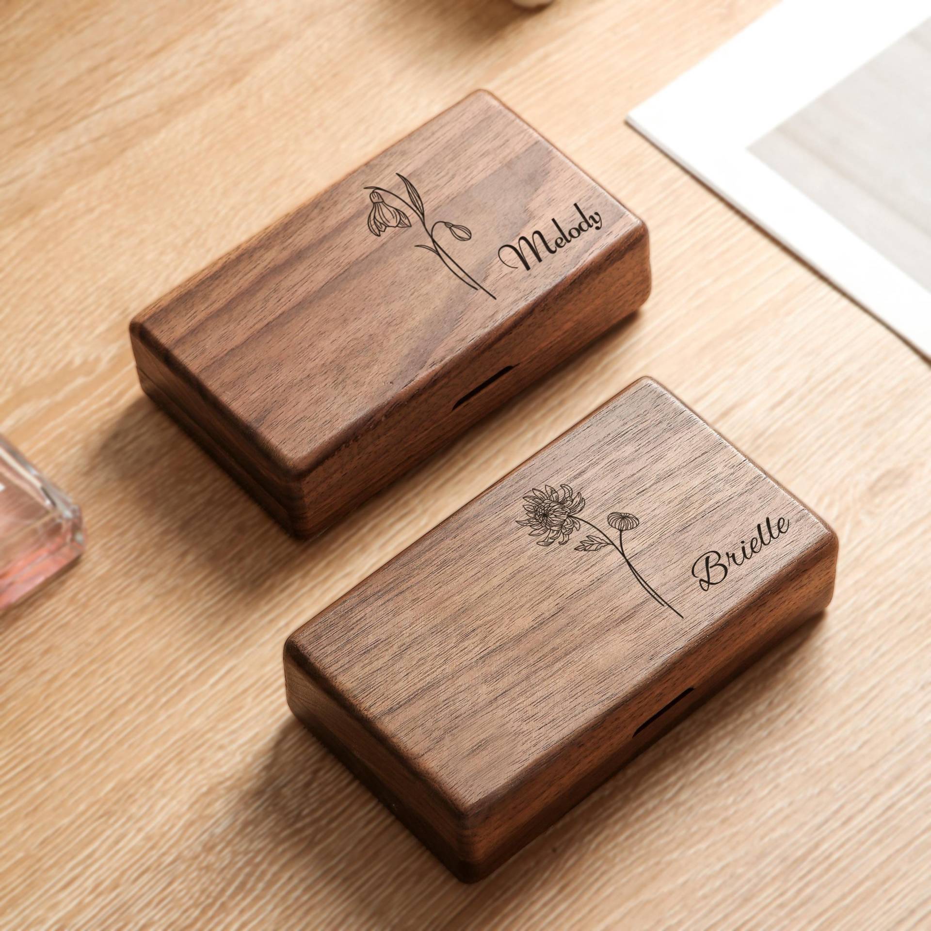 Benutzerdefinierte Geburtsblume Holzschmuckschatulle, Valentinstagsgeschenke, Personalisierte Brautjungfergeschenke Personalisiertes Geschenk Für Benutzerdefinierte Geburtsblume Holzschmuckschatulle, Valentinstagsgeschenke, Personalisierte Brautjungfergeschenke Personalisiertes Geschenk Für von HappyHoneyCraft