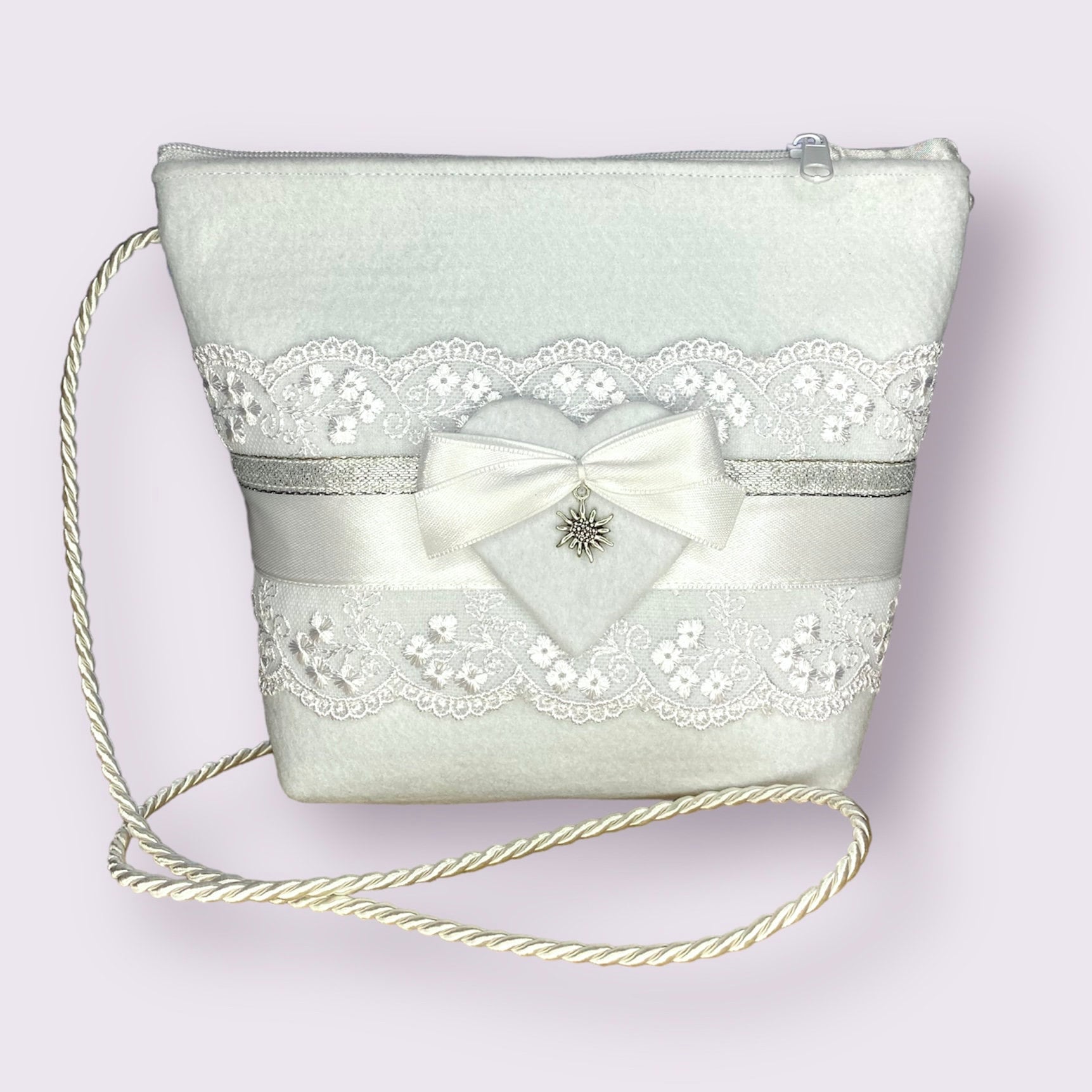 Kommunion Tasche, Brauttasche Aus Filz, Trachtentasche Kinder, Schneeweiß Kommunion Tasche, Brauttasche Aus Filz, Trachtentasche Kinder, Schneeweiß von HappyQuokkaDE