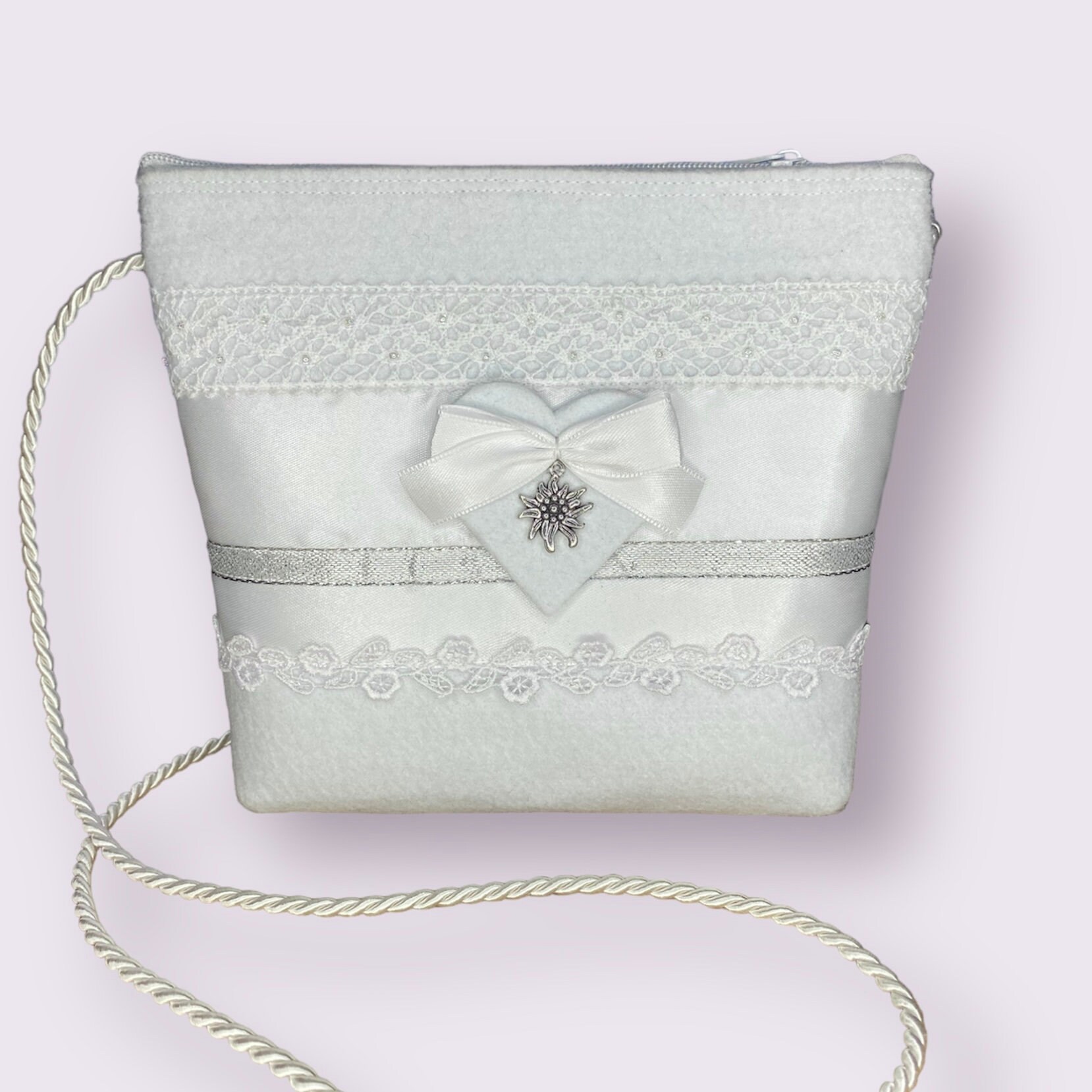 Kommunion Tasche, Brauttasche Aus Filz, Trachtentasche Kinder, Schneeweiß Kommunion Tasche, Brauttasche Aus Filz, Trachtentasche Kinder, Schneeweiß von HappyQuokkaDE