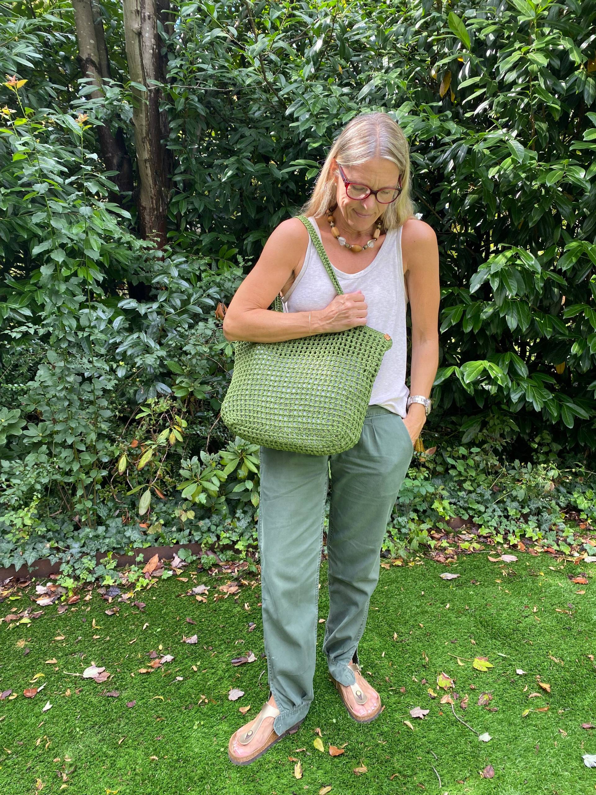 Häkeltasche, Grasgrüne Einkaufstasche, Einkaufsnetz Tasche, Strandtasche, Bohochic Stil, Sommer Taschen, Happyschick Taschen von HappySchick