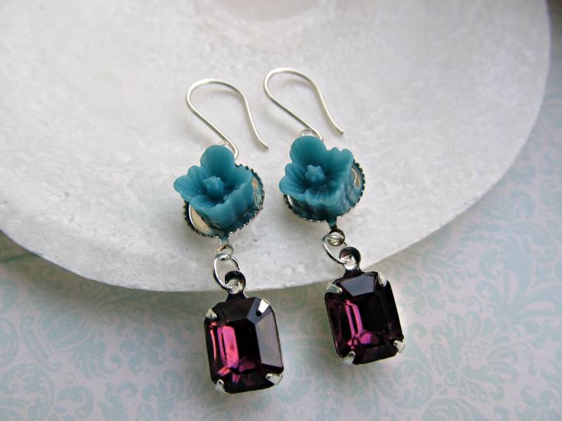 Ocean Blue Butterblume Blume Und Vintage Lila Strass Ohrringe Ocean Blue Butterblume Blume Und Vintage Lila Strass Ohrringe von HappyTearsbyMicah