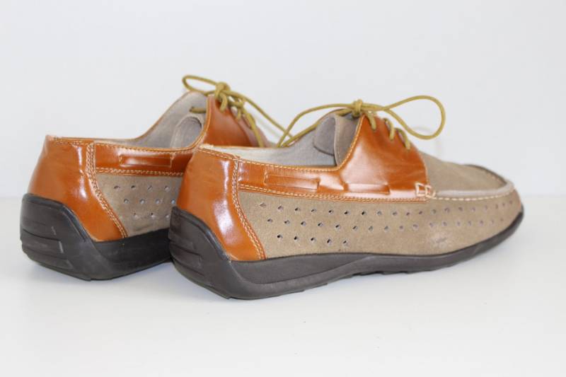 Graue Wildleder Loafers Herren Braun Patent Braunes Leder Mokassins Mönchsschuhe/Braunes Kleid Formschuhe Größe Us 8 , Eu 41 Graue Wildleder Loafers Herren Braun Patent Braunes Leder Mokassins Mönchsschuhe/Braunes Kleid Formschuhe Größe Us 8 , Eu 41 von HappyVintageHunter