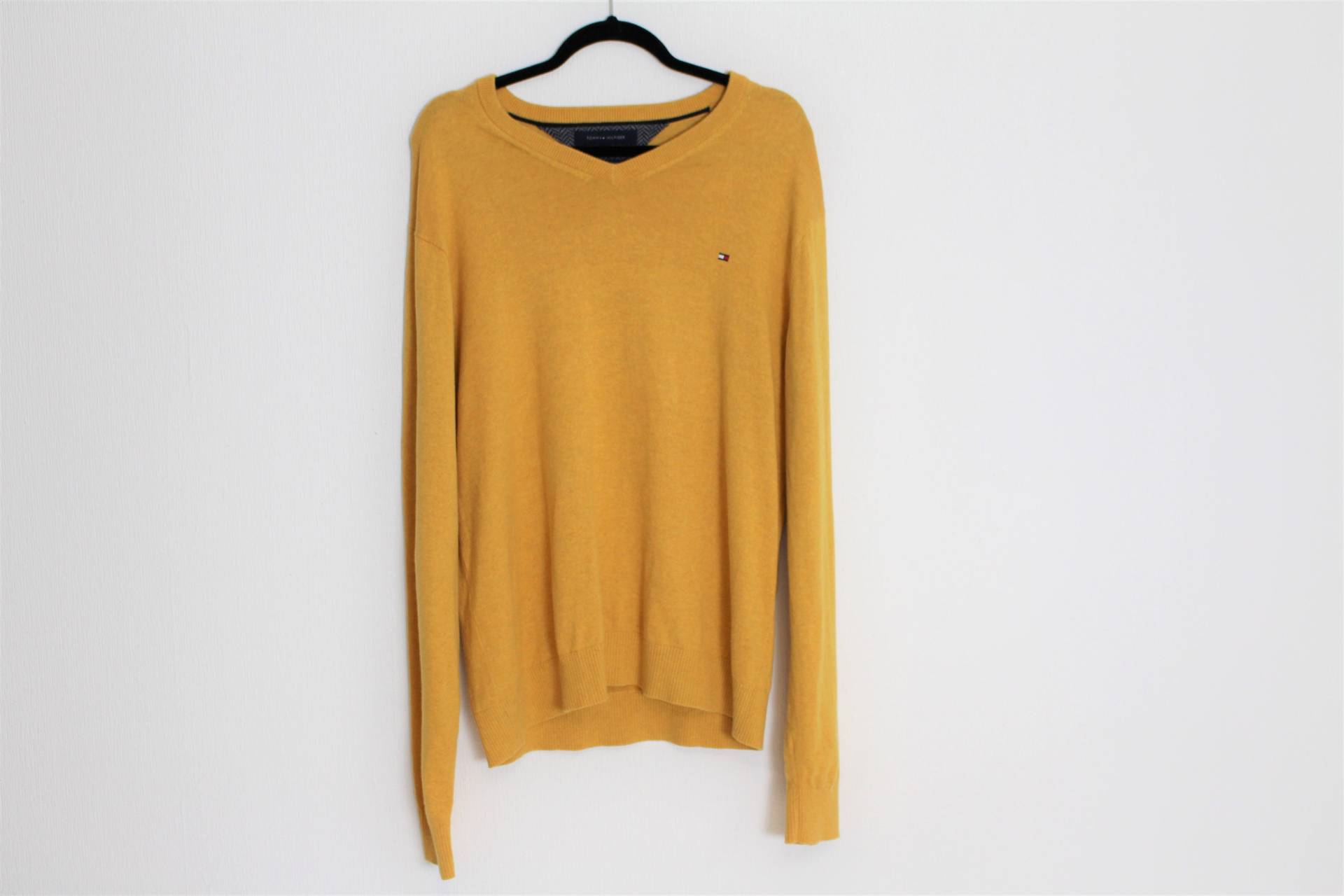 Tommy Hilfiger Gelber Wolle Und Baumwolle Gerippten Pullover Mens Gelb V-Ausschnitt Große Bis Xl Tommy Hilfiger Gelber Wolle Und Baumwolle Gerippten Pullover Mens Gelb V-Ausschnitt Große Bis Xl von HappyVintageHunter