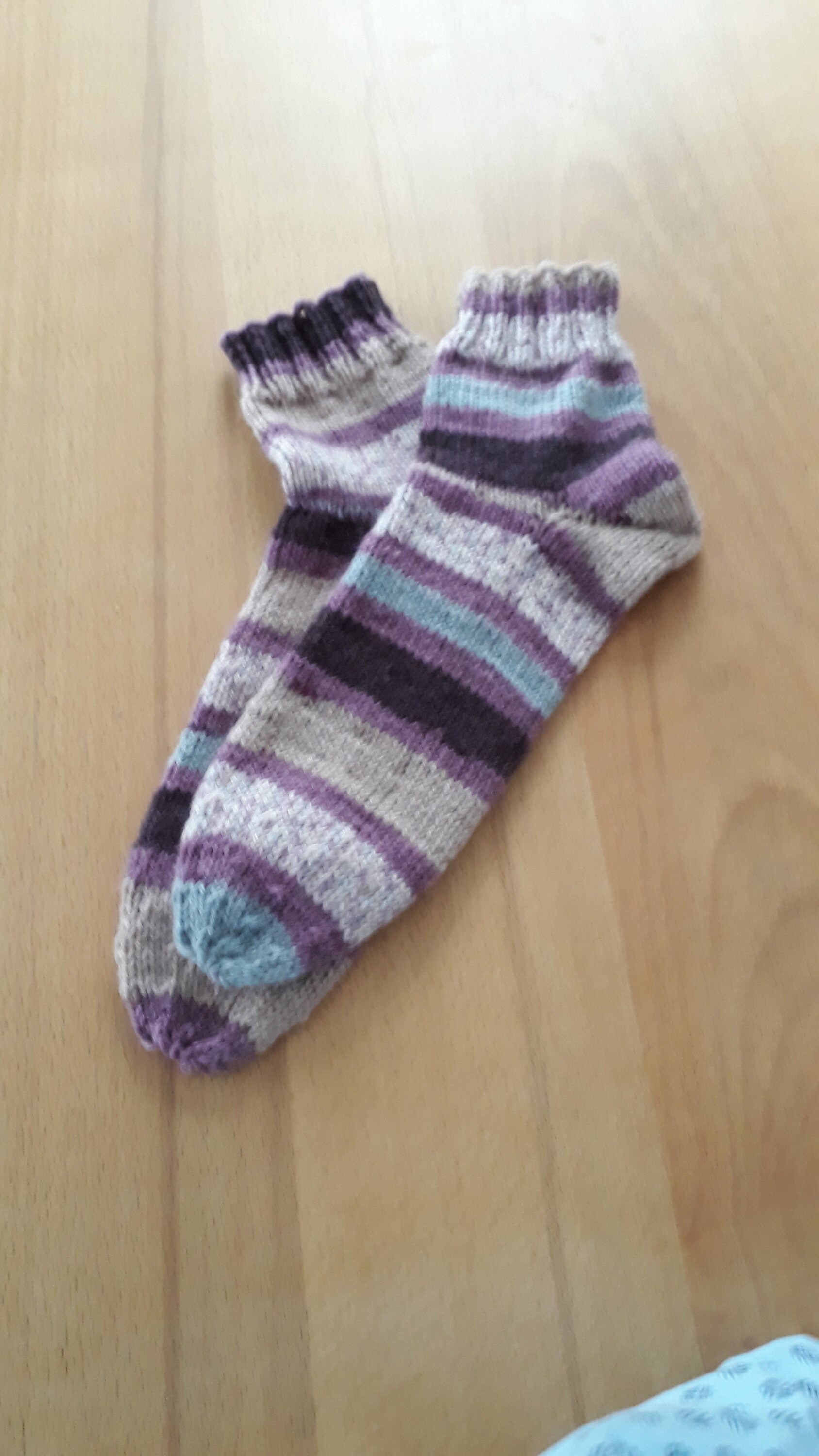 Wollsocken Handgestrickt Wollsocken Handgestrickt von HappysocksDesigns