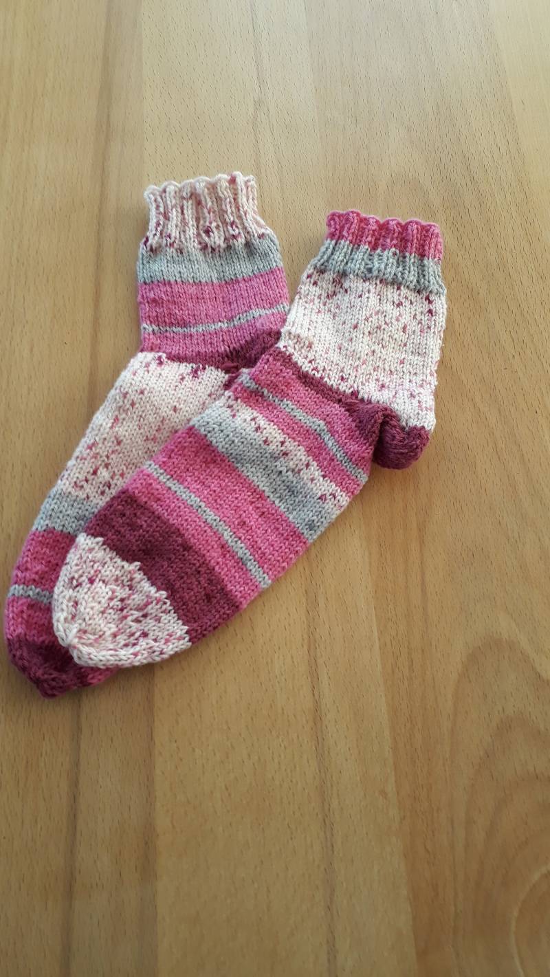 Wollsocken Handgestrickt Wollsocken Handgestrickt von HappysocksDesigns