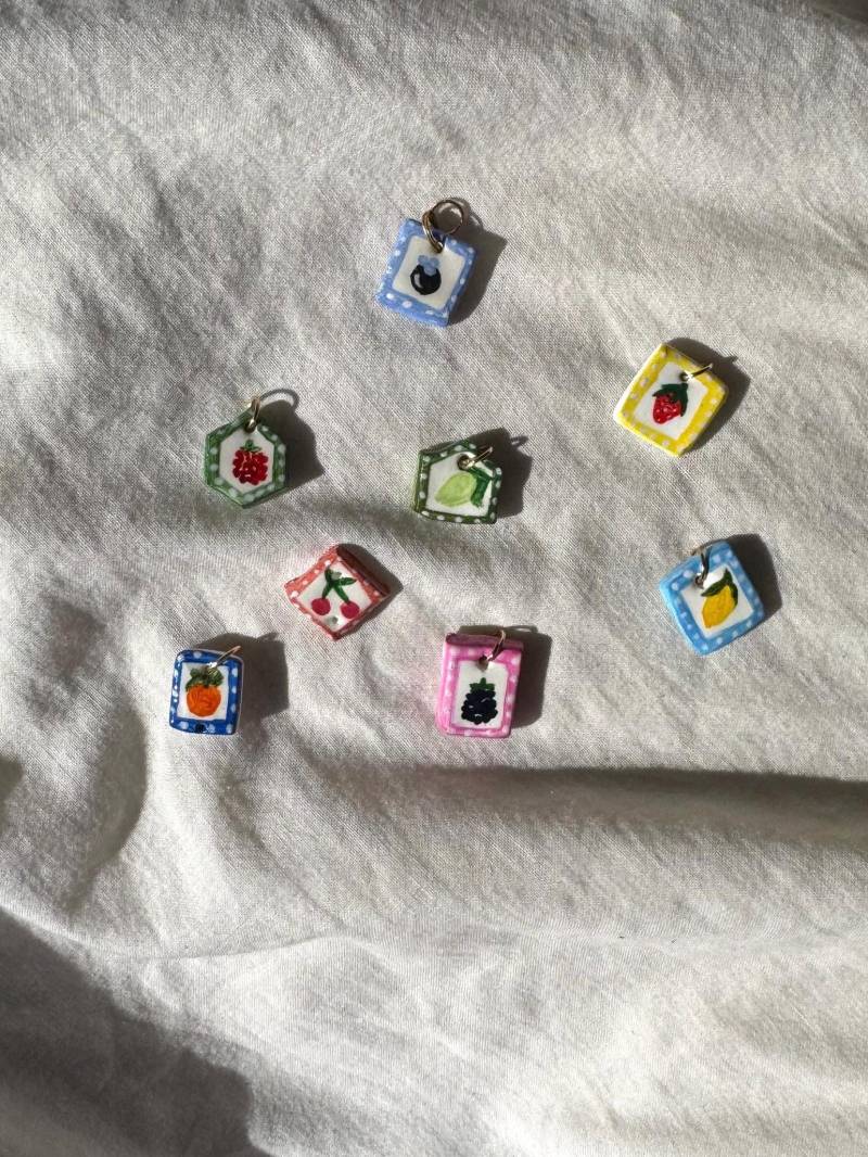 Charm Ton Handbemalte Charme Halskette Anhänger Sommer Gemalte Reize Lufttrocknender Schmuck Für Geschenke Sie Charm Ton Handbemalte Charme Halskette Anhänger Sommer Gemalte Reize Lufttrocknender Schmuck Für Geschenke Sie von HarestonHillCo