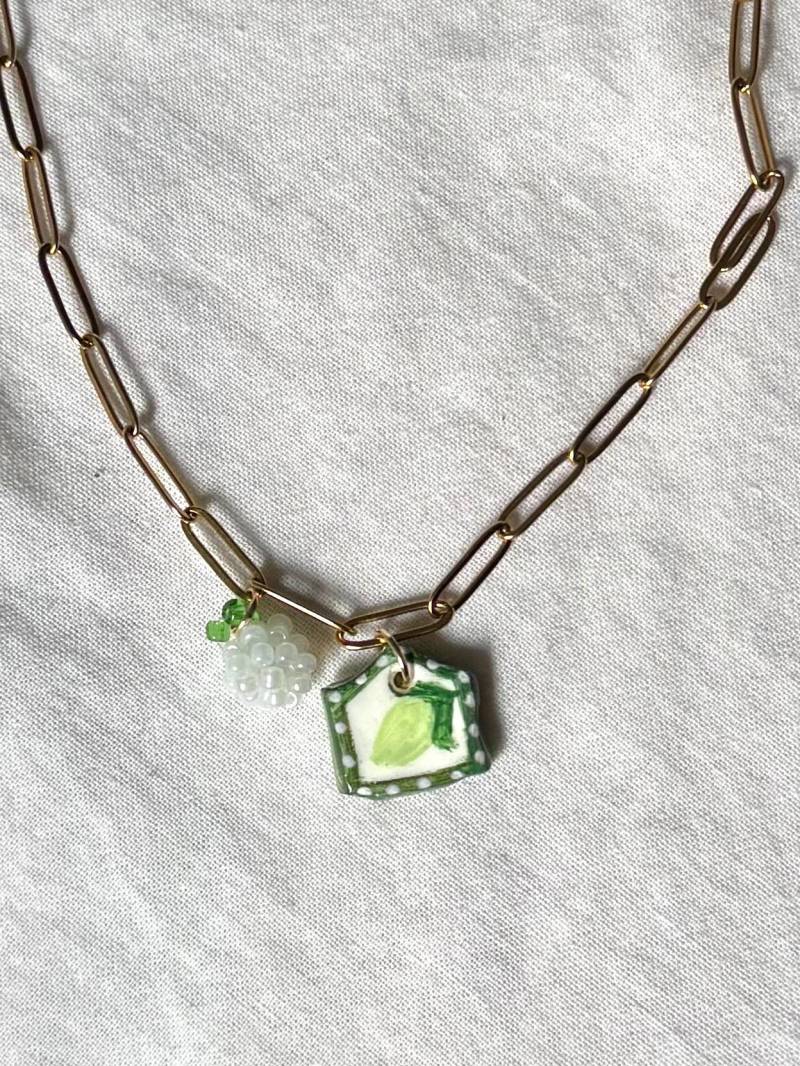 Handgemachte Limette Charm Halskette Perlen Ton Anhänger, Christliches Geschenk Handgemachte Limette Charm Halskette Perlen Ton Anhänger, Christliches Geschenk von HarestonHillCo