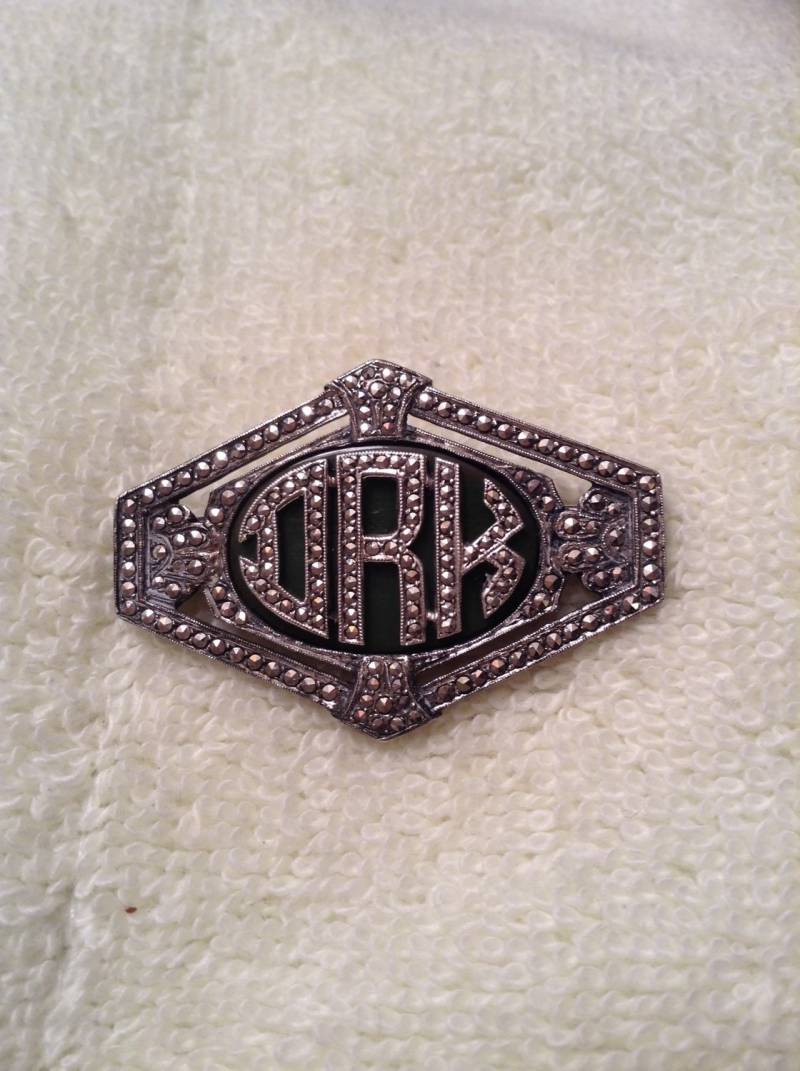Markasit Brosche, Sterling Silber Pin Initialen "Drk" Vintage 1930Er, 1940Er Jahre Art Deco, Gemarkt Gemm J. Co Markasit Brosche, Sterling Silber Pin Initialen "Drk" Vintage 1930Er, 1940Er Jahre Art Deco, Gemarkt Gemm J. Co von HarlemAnnex
