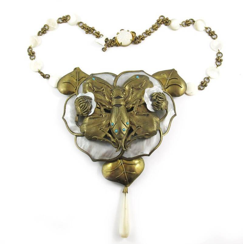 Extrem Seltene Antike Jugendstil Perlmutt/Messing Kette Um 1910 Extrem Seltene Antike Jugendstil Perlmutt/Messing Kette Um 1910 von HarlequinMarketHQM