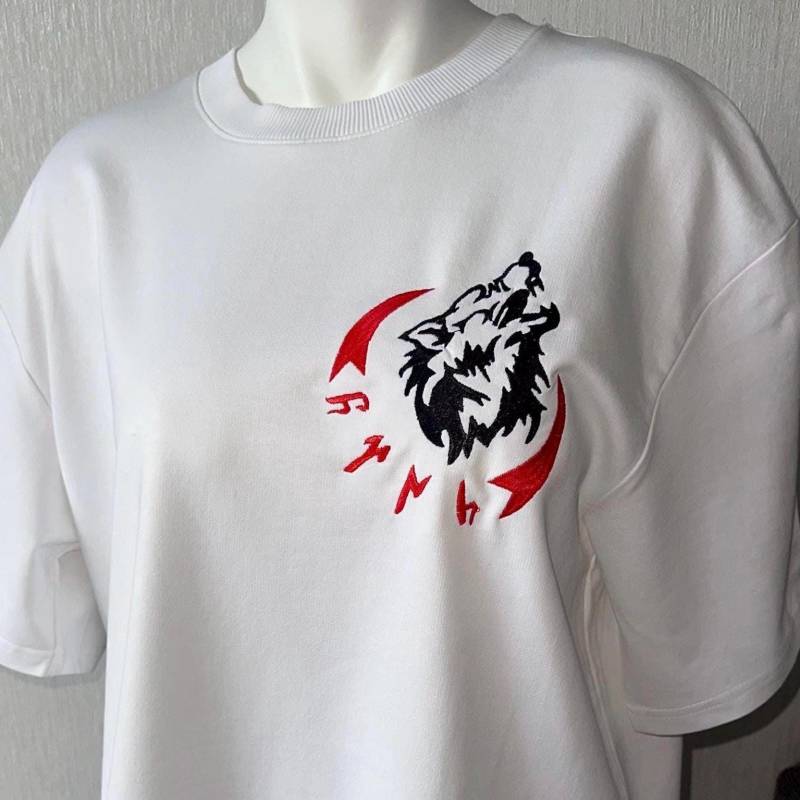 stickerei Göktürk Türk Wolf Kurt Halbmond Turan T-Shirt stickerei Göktürk Türk Wolf Kurt Halbmond Turan T-Shirt von HarleyTeile