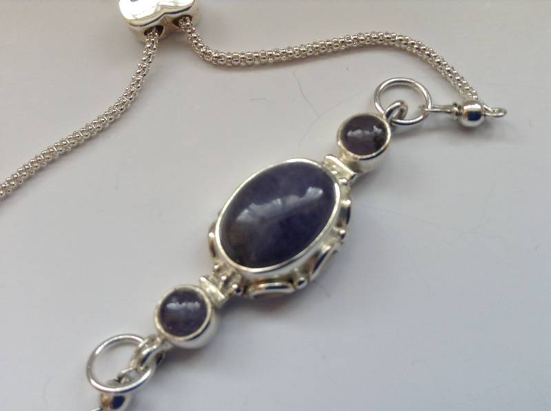 Echtes Tansanit-Armband Sterling Silber Box-Kette, Verstellbare Herz-Kugel von HarmonyKreations