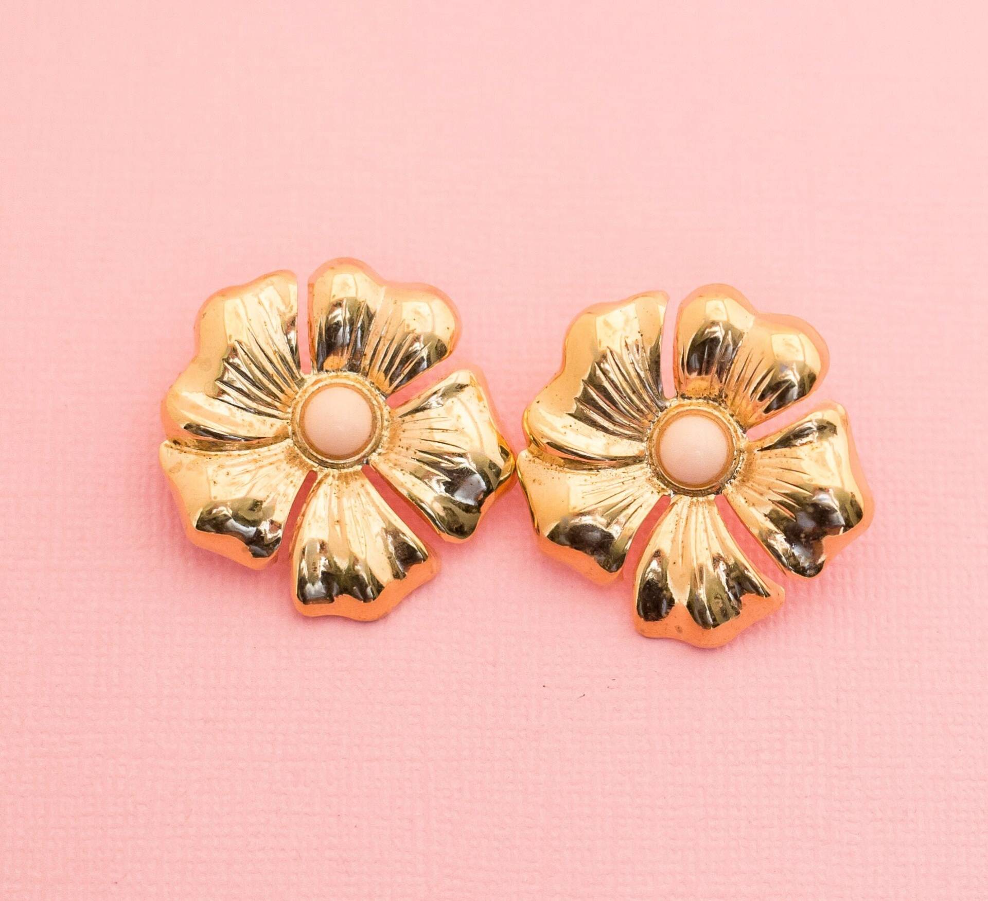 Vintage Goldene Perlen Blumen Ohrclips | Avon H15 von HarmonyVintageStore