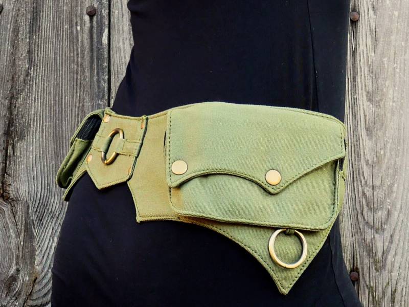 Hüfttasche ~ Gürteltasche Taschengürtel 5 Taschen Grüne Baumwolle Unisex Der Ailetsbelt von HarmonyWearDesigns