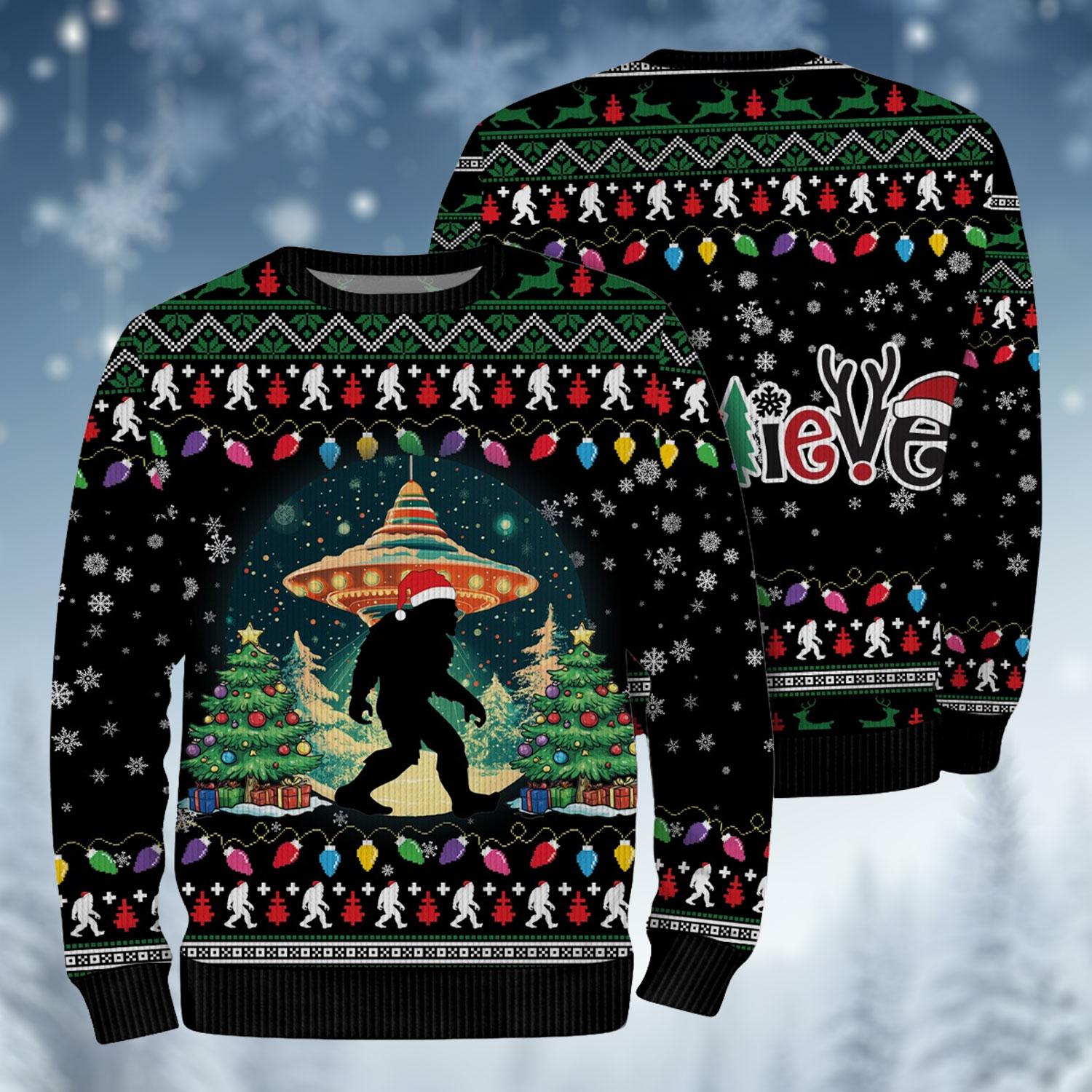 Bigfoot Ugly Christmas Sweater, Funny Sasquatch Xmas Camping Holiday Gifts For Hikers, Animal Lover Gift Him, I Believe Bigfoot Ugly Christmas Sweater, Funny Sasquatch Xmas Camping Holiday Gifts For Hikers, Animal Lover Gift Him, I Believe von HarriKellner