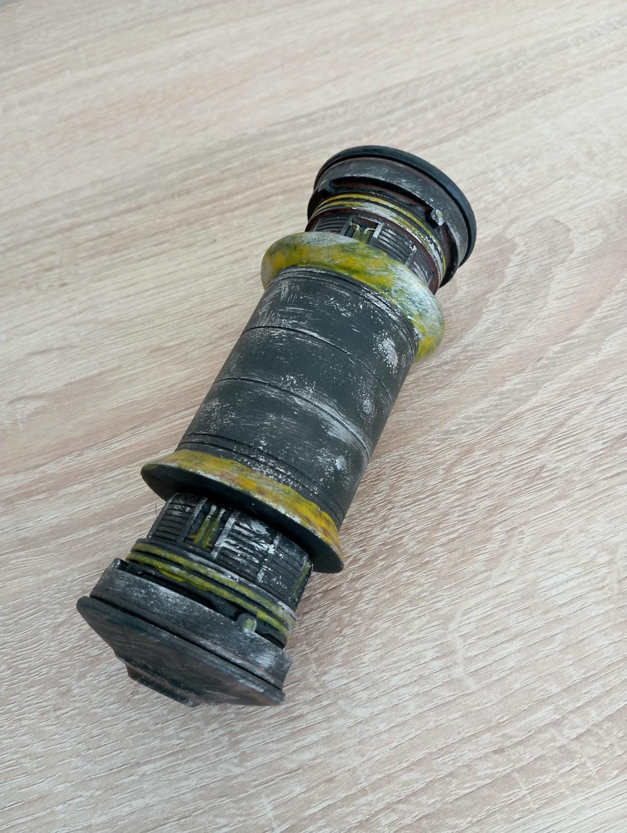 Sonderanfertigung 3D Gedruckte Harz Replik Von Fallout Cryo Granate - Cosplay Natürliche Größe Souvenir Sonderanfertigung 3D Gedruckte Harz Replik Von Fallout Cryo Granate - Cosplay Natürliche Größe Souvenir von Harry3Dprinter