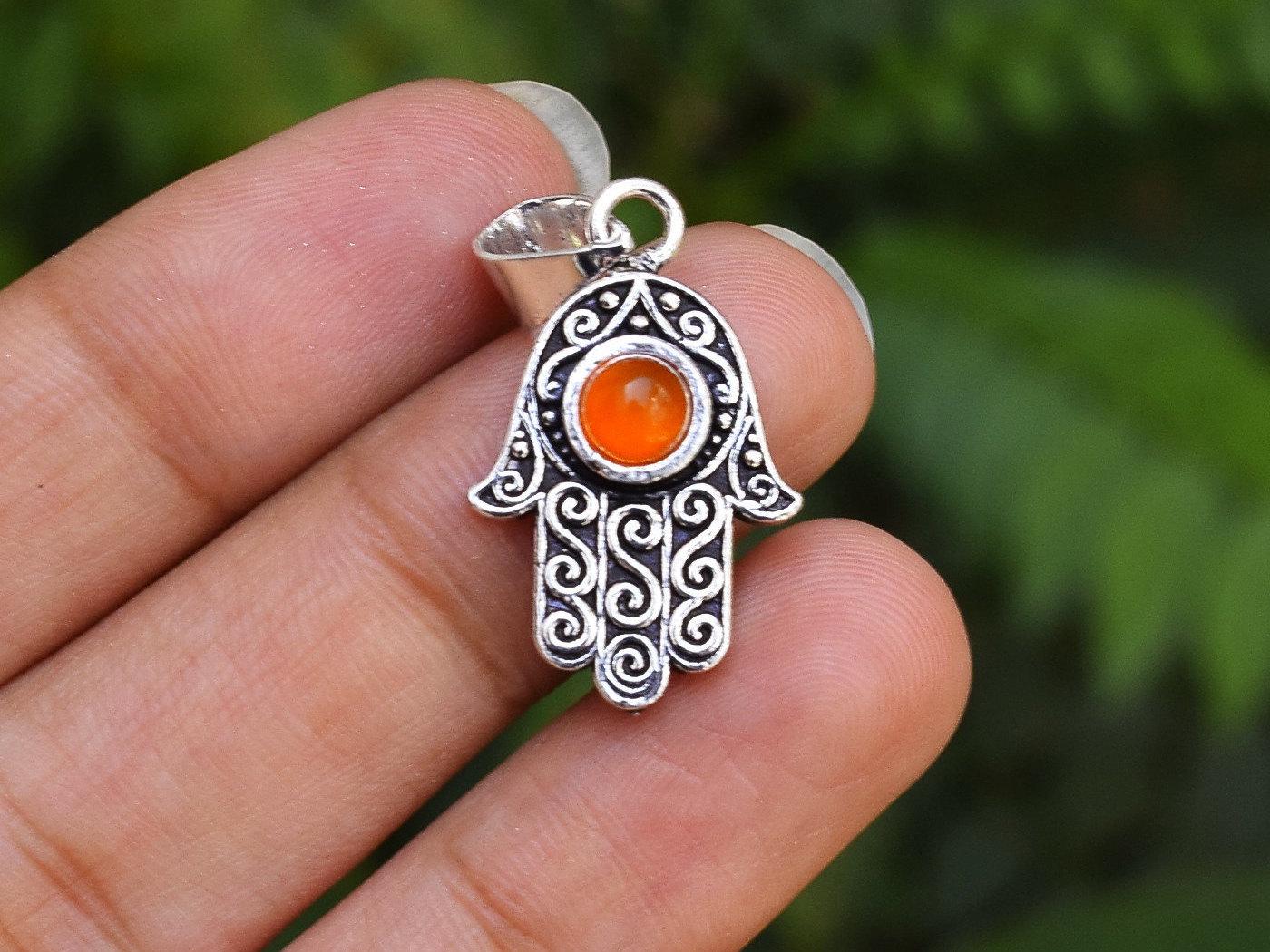 Natürlicher Oranger Karneol Runder Edelstein Anhänger 92.5 Sterling Silber Hamsa Hand Handgemachter Feiner Schmuck Charme Geschenk Für Mutter Natürlicher Oranger Karneol Runder Edelstein Anhänger 92.5 Sterling Silber Hamsa Hand Handgemachter Feiner Schmuck Charme Geschenk Für Mutter von HarshadGems