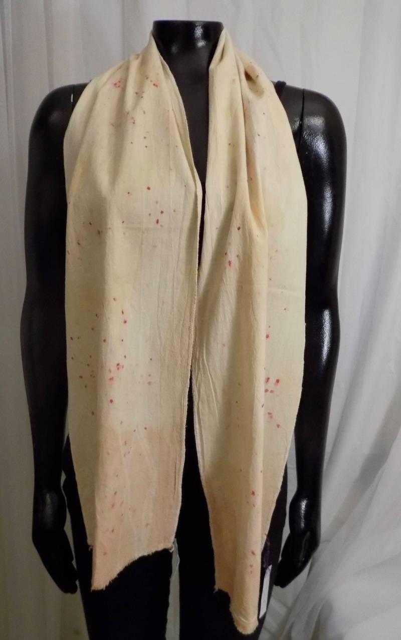Eco Dyed Golden Yellow | Johanniskraut Und Krapp Baumwollschal Eco Dyed Golden Yellow | Johanniskraut Und Krapp Baumwollschal von HartlineDesigns