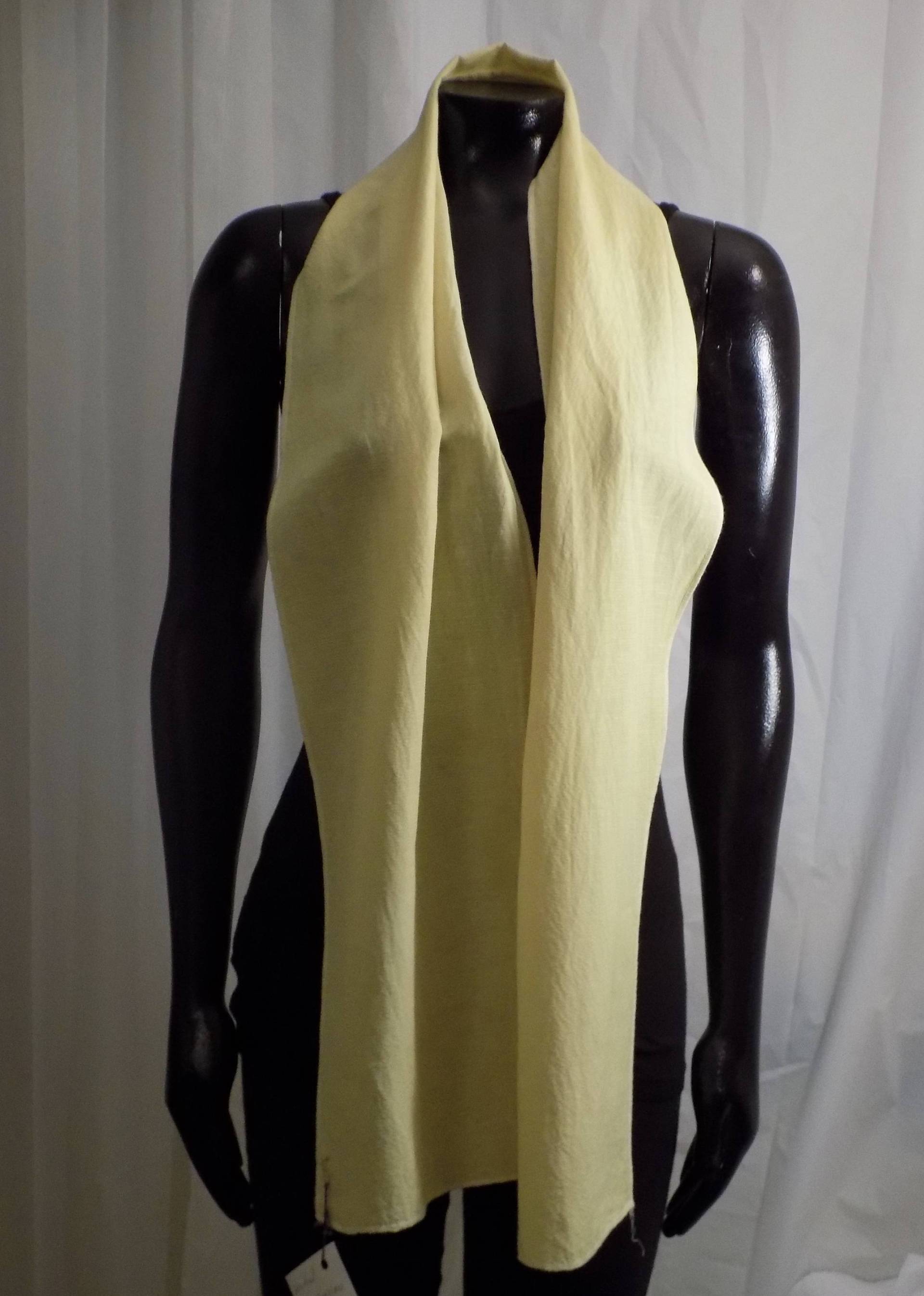 Eco Dyed Yellow Schal Mit Queen Anne's Lace Eco Dyed Yellow Schal Mit Queen Anne's Lace von HartlineDesigns