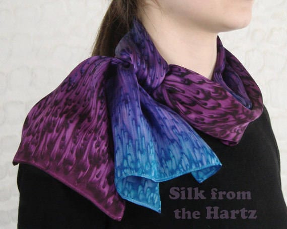 Handgefärbter Seidenschal von HartzSilk