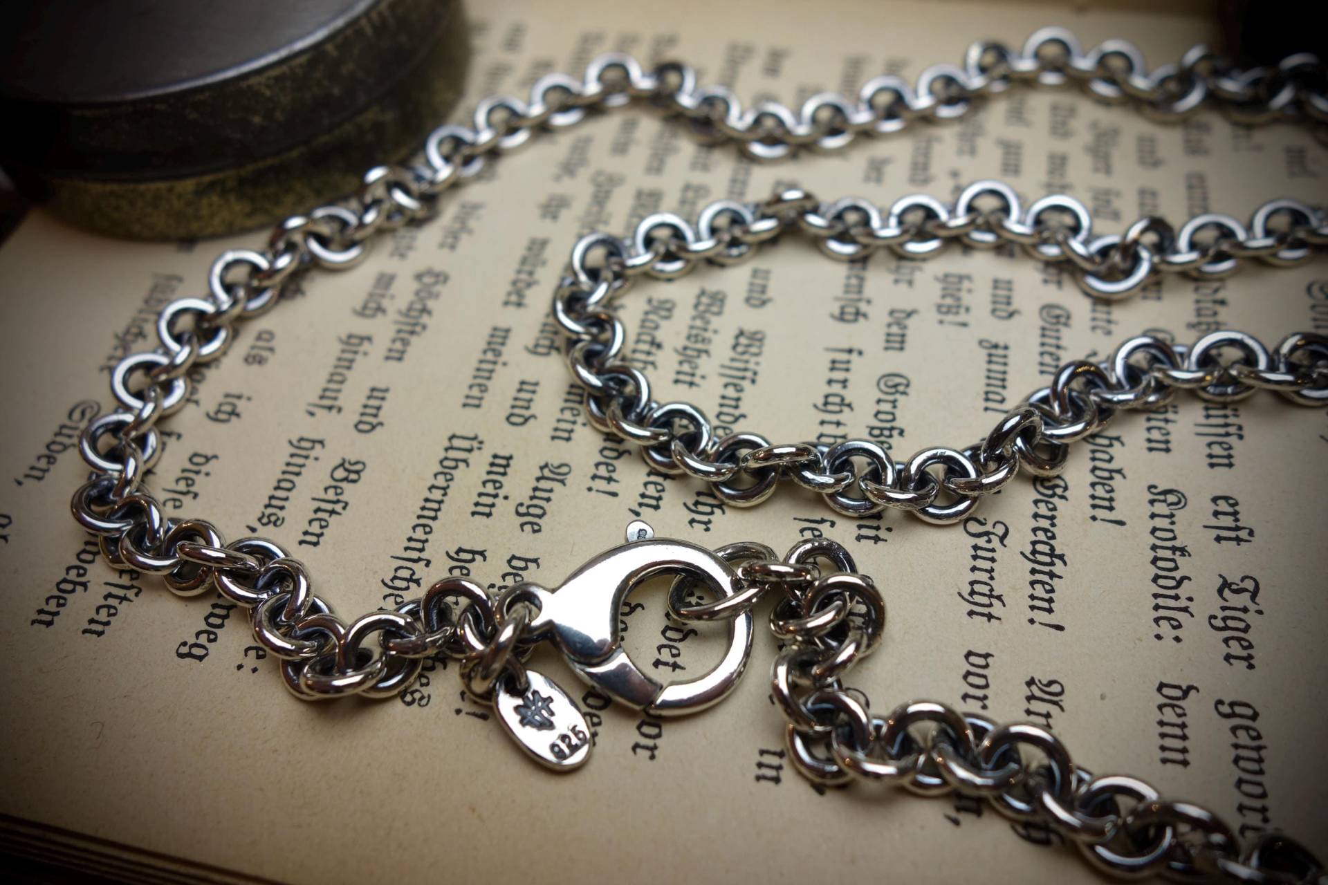 Silberkette ‚Old Style', 925 Sterling Silber, Handgemacht, Ankerkette, Länge 61 cm, Verschluss Silberkette ‚Old Style', 925 Sterling Silber, Handgemacht, Ankerkette, Länge 61 cm, Verschluss von HatmakerJM