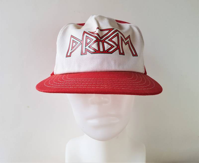 Seltene Vintage 1970Er-80Er Prism Canadian Rock Band Original Trucker Hat Red Mesh Snapback Tour Promo Baseball Cap Victory Caps Made in Canada Seltene Vintage 1970Er-80Er Prism Canadian Rock Band Original Trucker Hat Red Mesh Snapback Tour Promo Baseball Cap Victory Caps Made in Canada von HatsForward