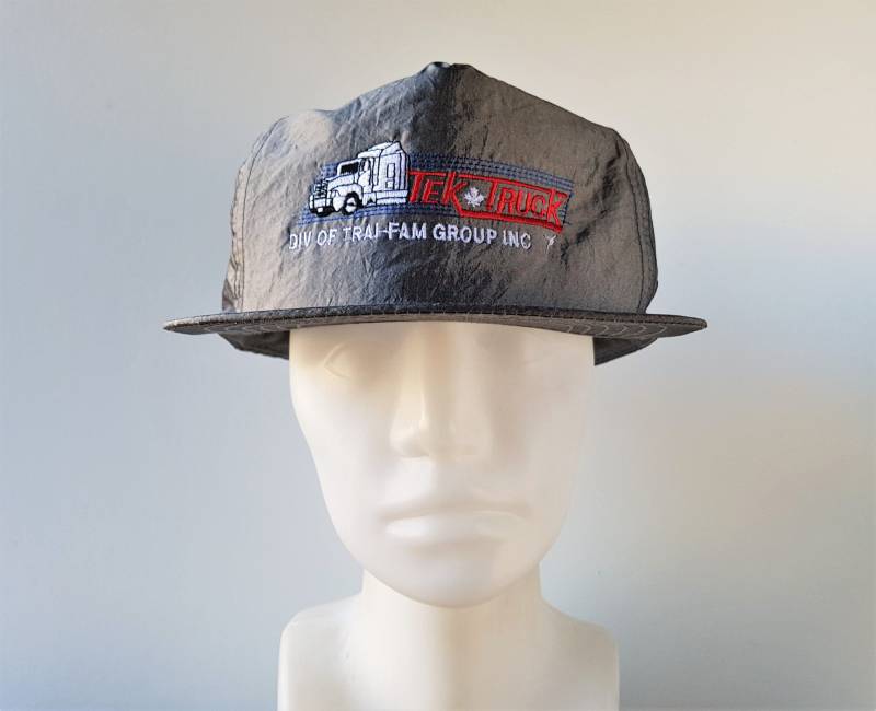 Vintage 90Er Jahre Tek Truck Glänzender Nylon Snapback-Hut - Div Der Trai-Fam Group Inc Promo Baseballkappe Headline Kopfbedeckung Bestickte Ballcap von HatsForward