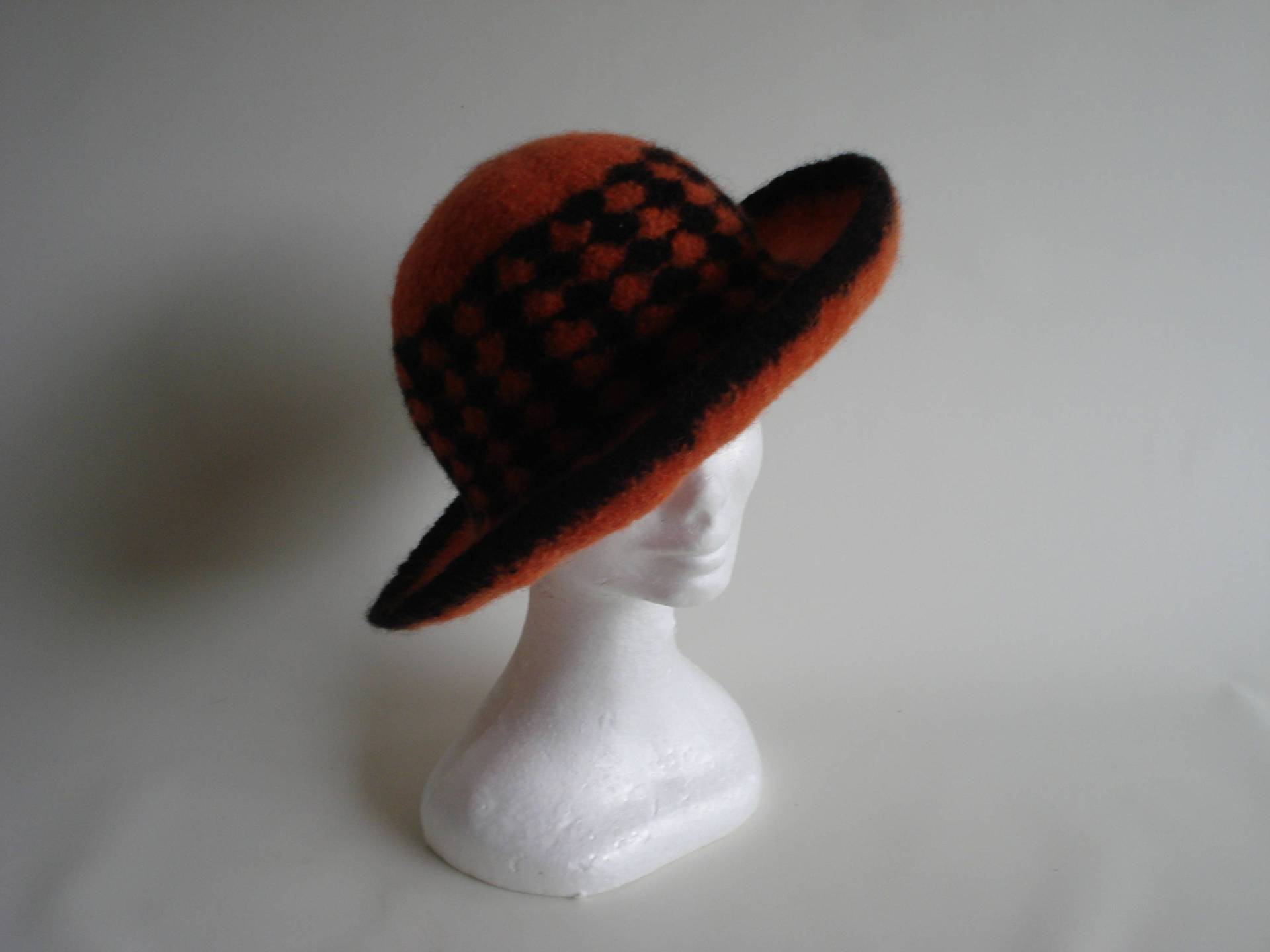 Designer Hut Gefilzt Designer Hut Gefilzt von HattieBagsEmbroidery