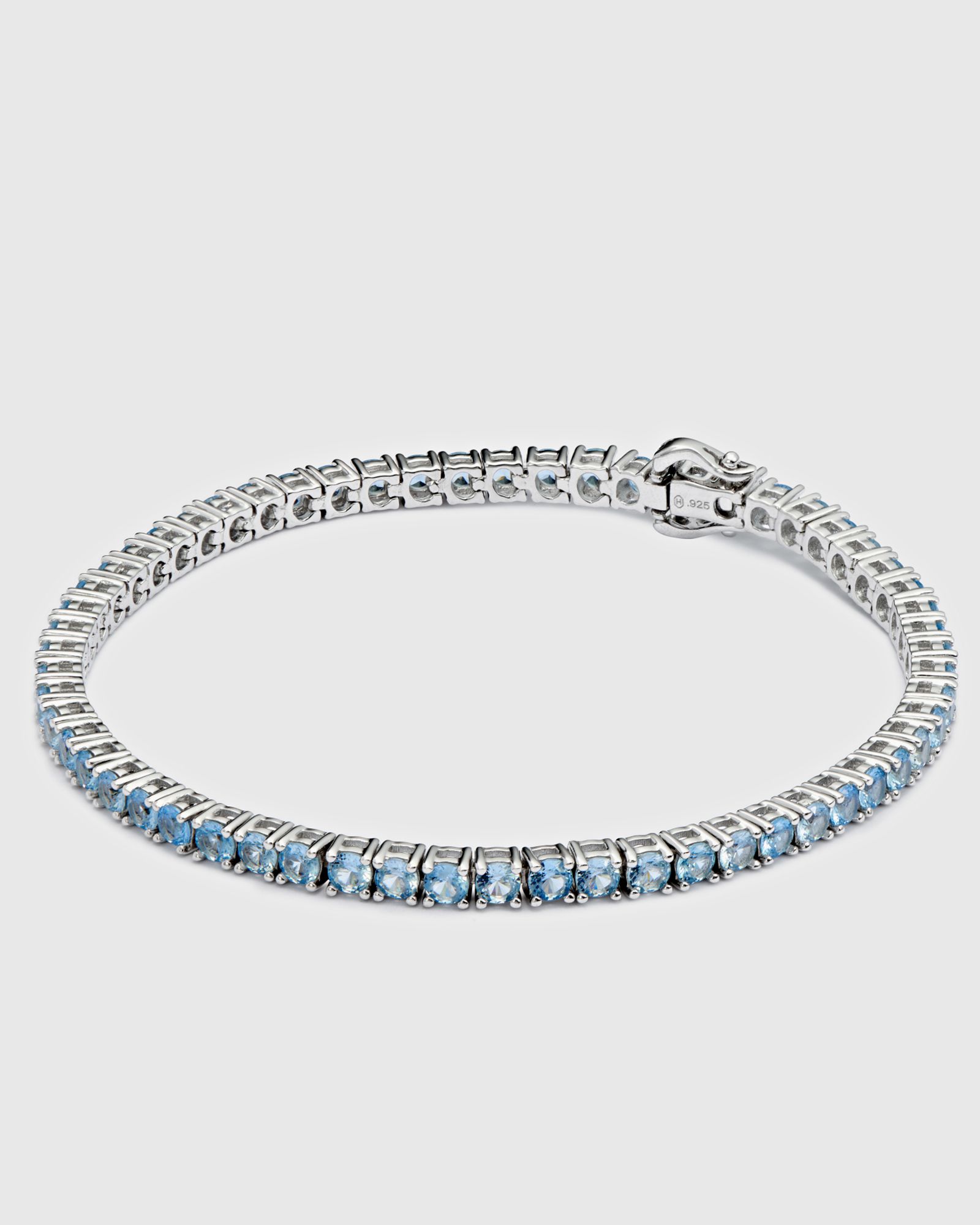 Hatton Labs CLASSIC TENNIS BRACELET S men Jewellery blue|silver in Größe:21,6 CM Hatton Labs CLASSIC TENNIS BRACELET S men Jewellery blue|silver in Größe:21,6 CM von Hatton Labs
