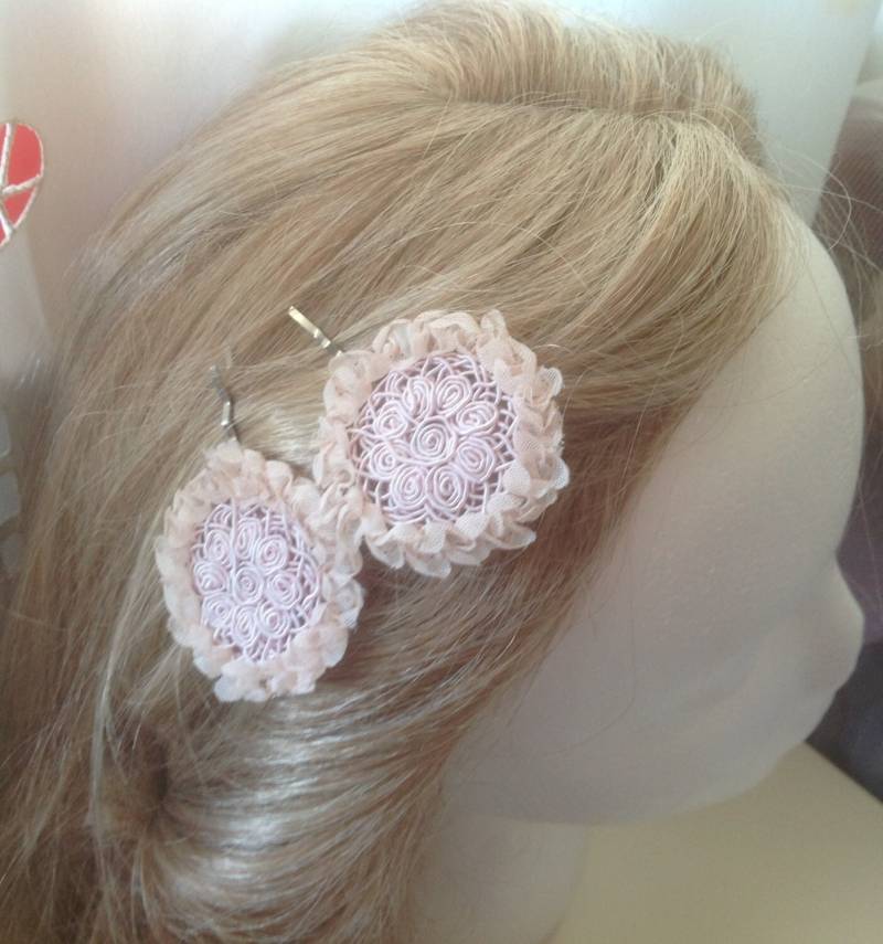 30% Sale - Süße Hellgrüne Sonnenblumen Medaillon-Haarspangen Auch Als Stirnband Und Haarspangen Erhältlich von Hattraction