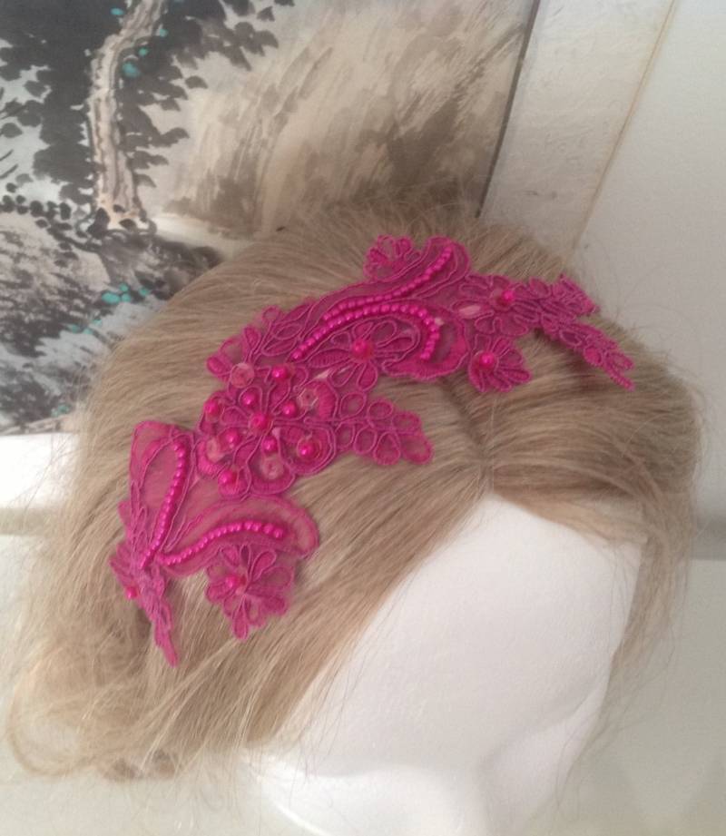 50% Sale - Rose Pink Fuchsia Besticktes Perlen Spitze Metall Haarband Braut Brautjungfern Party Urlaub Feier von Hattraction