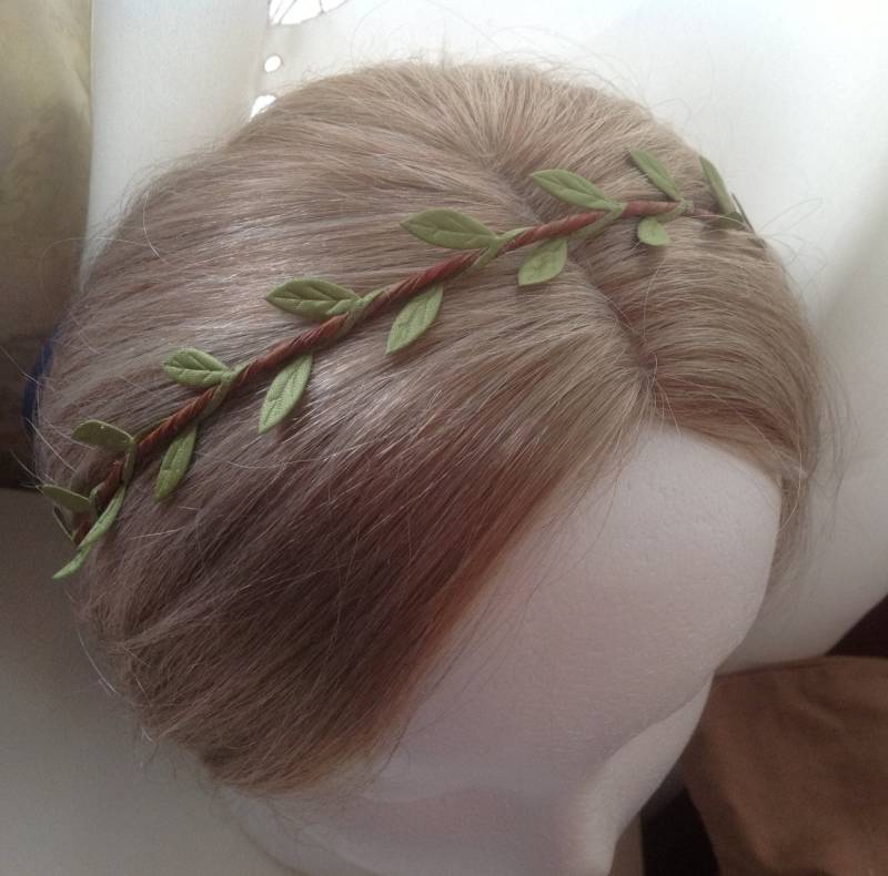 Waldnymphe Rustikal Waldgrün Satin Blätter Kopf Kranz Krone Tiara - Party Blumenmädchen Brautjungfern von Hattraction