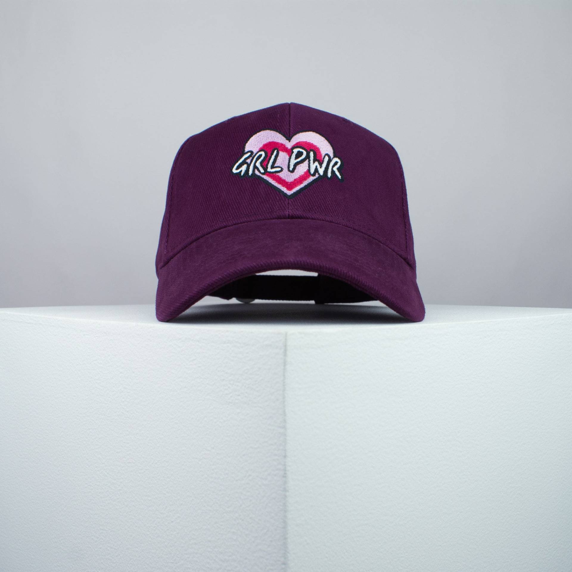 Girl Power Love Herz Bestickte Baseball Kappe/Feministisch Feminismus Geschenk Für Sie Stickerei Patch Hat Dad // Hatty Hats von HattyHatsEmbroidery