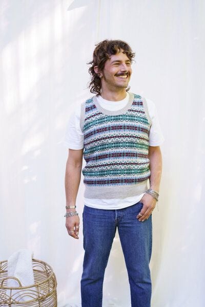 Haus of Namaste Fair-Isle-Pullover in Haferflocken und Waldgrün | 100 % handgesponnene Lammwolle | Nachhaltig und ethisch von Haus of Namaste