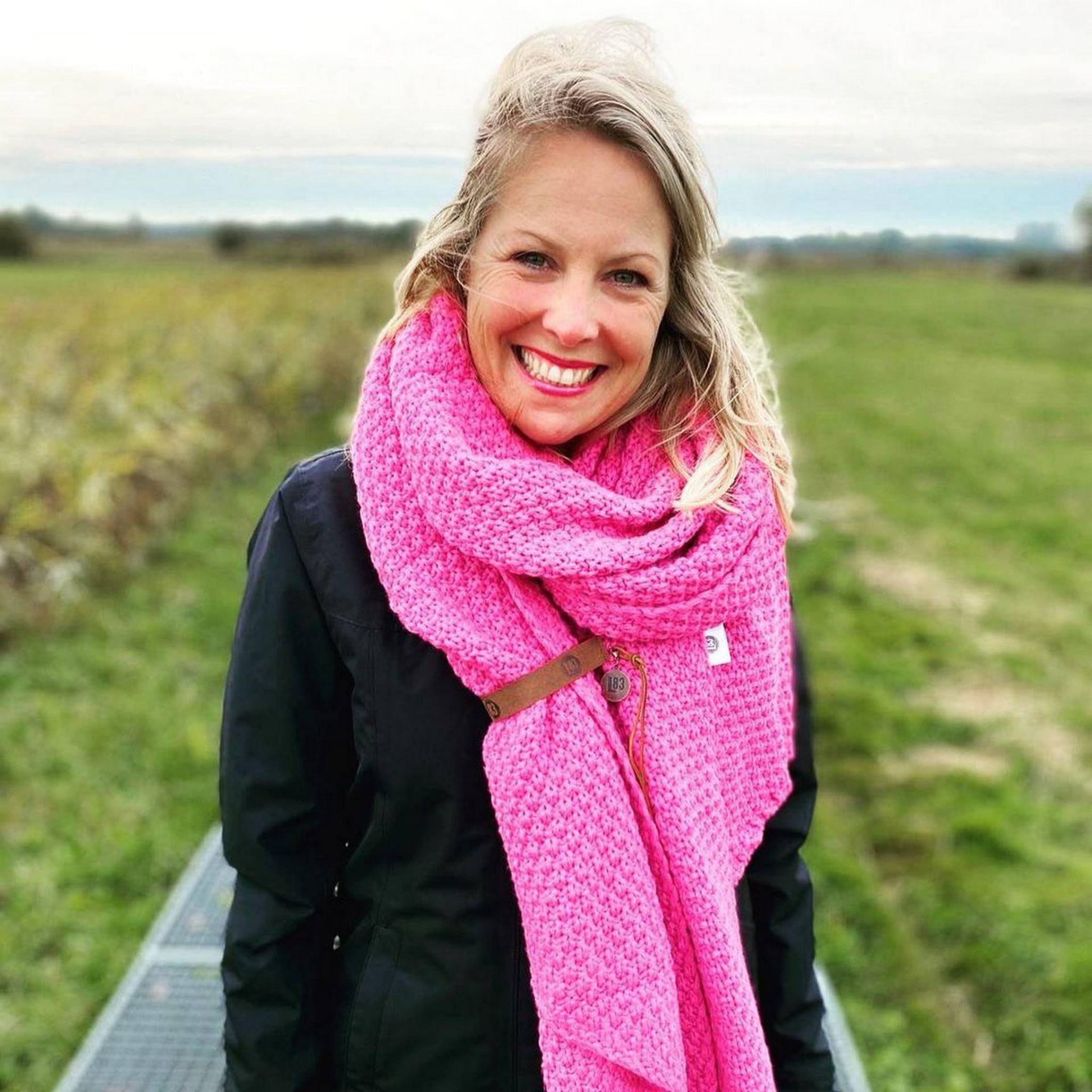 Damen Strickset Schal + Haarband Uni Pink Softer Wickelschal von HausNr22Shop