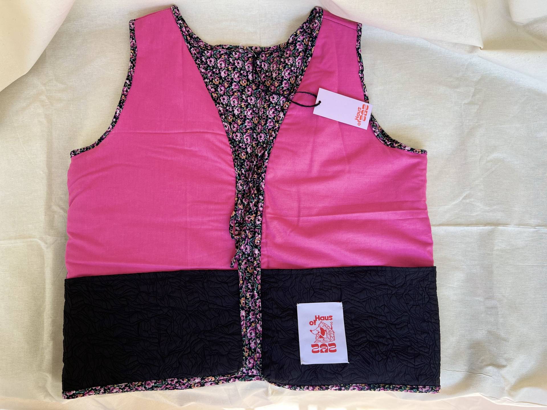 Handgemachte Weste Rosa Handgemachte Weste Rosa von HausofZAZ