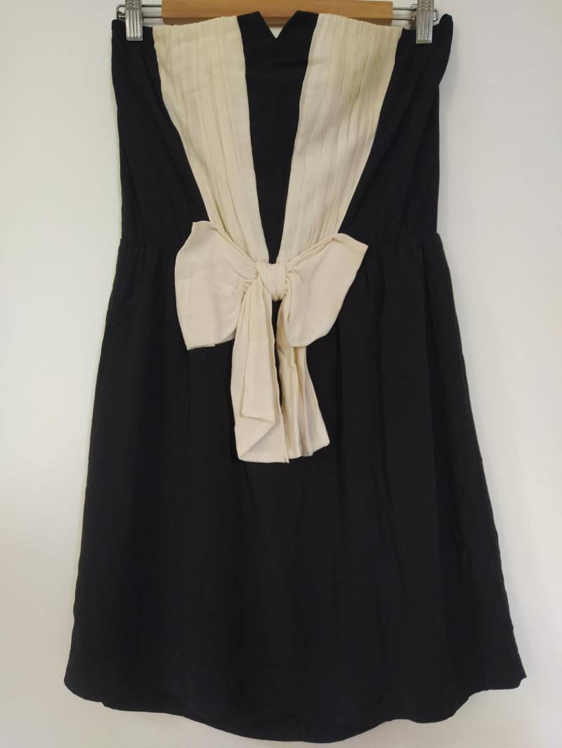 Schulterfreies Cocktailkleid Sandro von HauteVaultStore