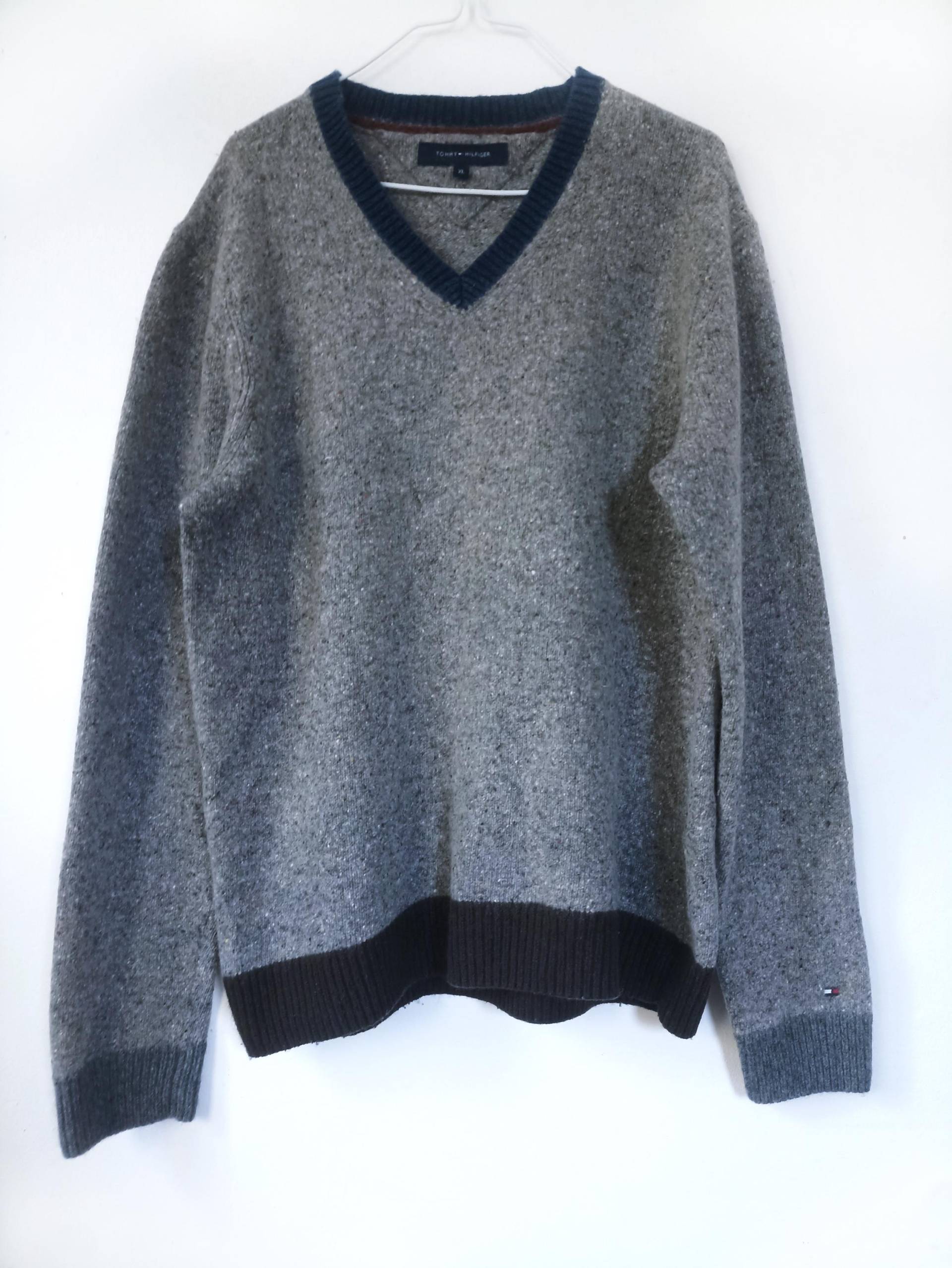 Tommy Hilfiger Vintage Wollpullover von HauteVaultStore