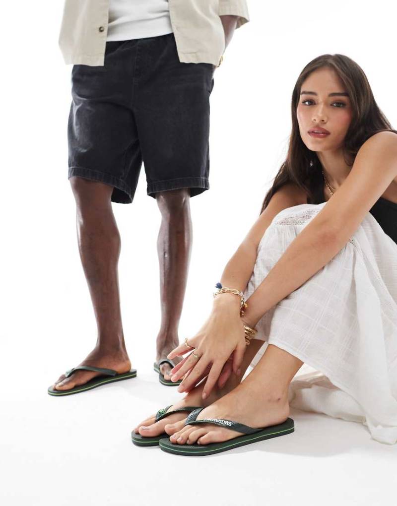 Havaianas - Unisex-Zehenstegsandalen in Grün mit brasilianischem Logo von Havaianas