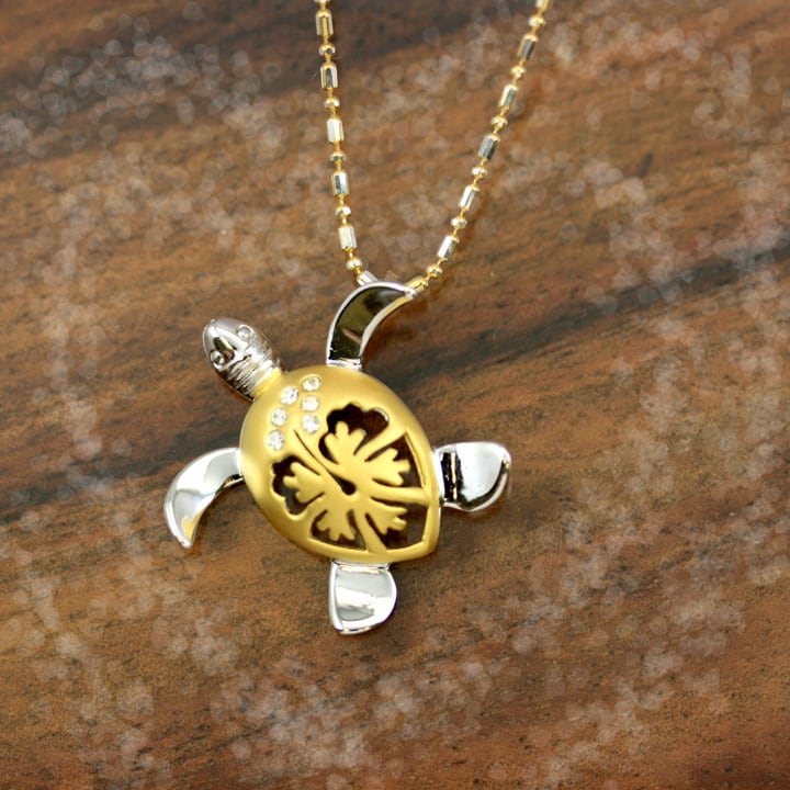 sterling Silber Hawaiian 2 Toned Hibiscus Honu Anhänger | L | P827 Mit Optionaler Zweifarbiger Gelber Perlenkette sterling Silber Hawaiian 2 Toned Hibiscus Honu Anhänger | L | P827 Mit Optionaler Zweifarbiger Gelber Perlenkette von HawaiijewelryCrafts