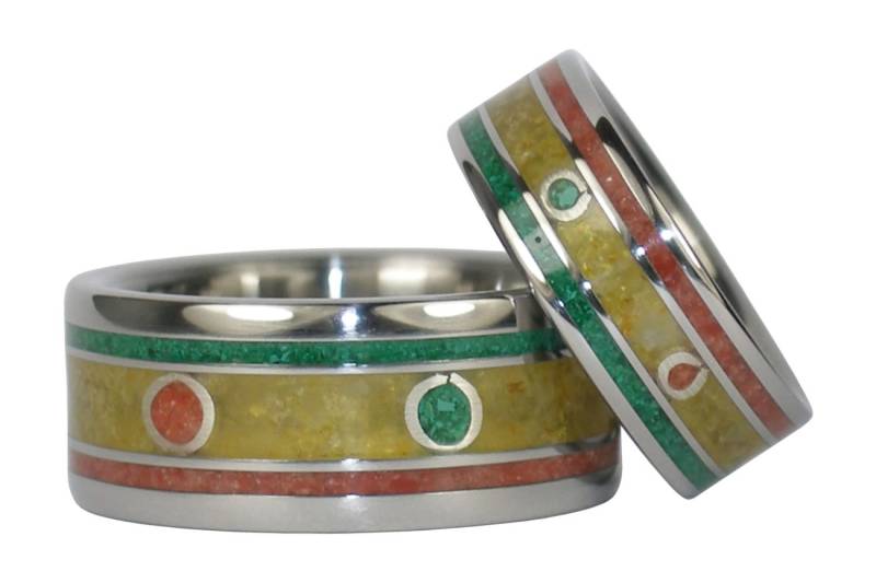 Eine Liebe Rasta Hochzeit-Titan-Ring-Set von Hawaiititanium