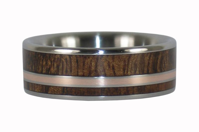 Holz Und Gold Inlay Ring Aus Titanium von Hawaiititanium