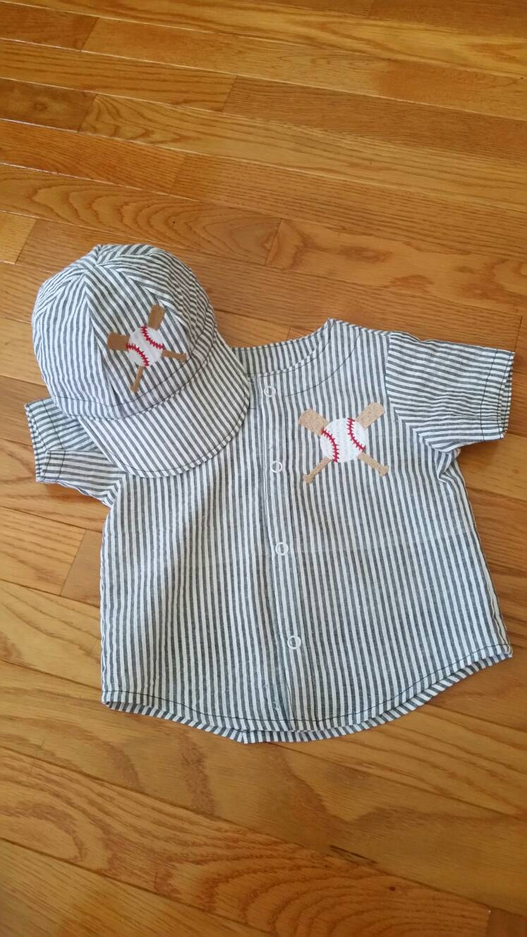 Baseballshirt, Baseballkappe, Hemd, Mütze Und Hose Im Set Baseballshirt, Baseballkappe, Hemd, Mütze Und Hose Im Set von HayliesHandiwork