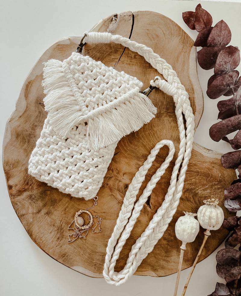 Handytasche Makramee Boho Tasche Umhängetasche Handykette Hippie Hochzeit Handytasche Makramee Boho Tasche Umhängetasche Handykette Hippie Hochzeit von HazelandBeck