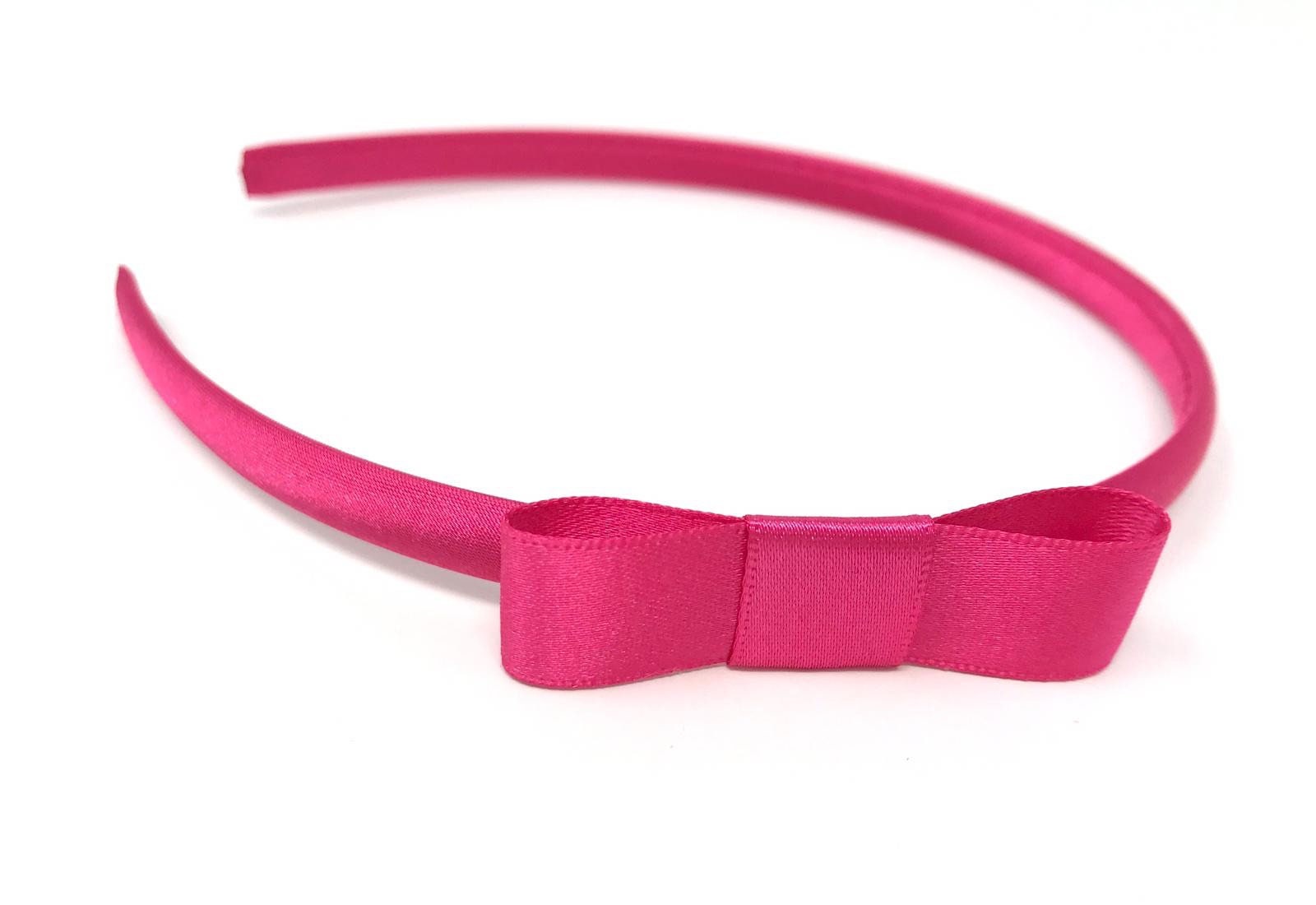Fuchsia Pink Haarband Mit Schleife von HeadOverHeelsEst2014